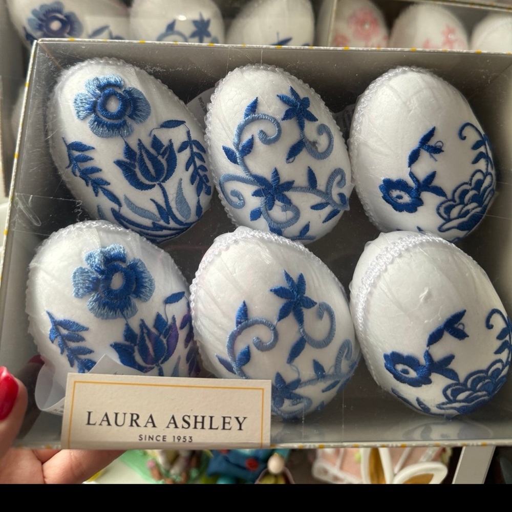 Laura Ashley 6 feet of Easter eggs garland